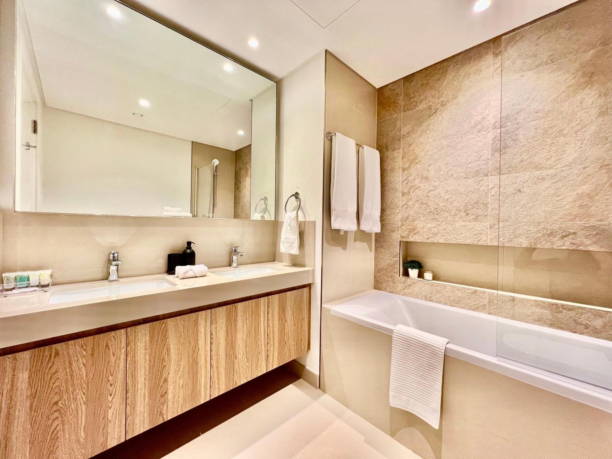 Downtown Views 2br - Mall, Fountain & Burj Khalifa Access Appartement *