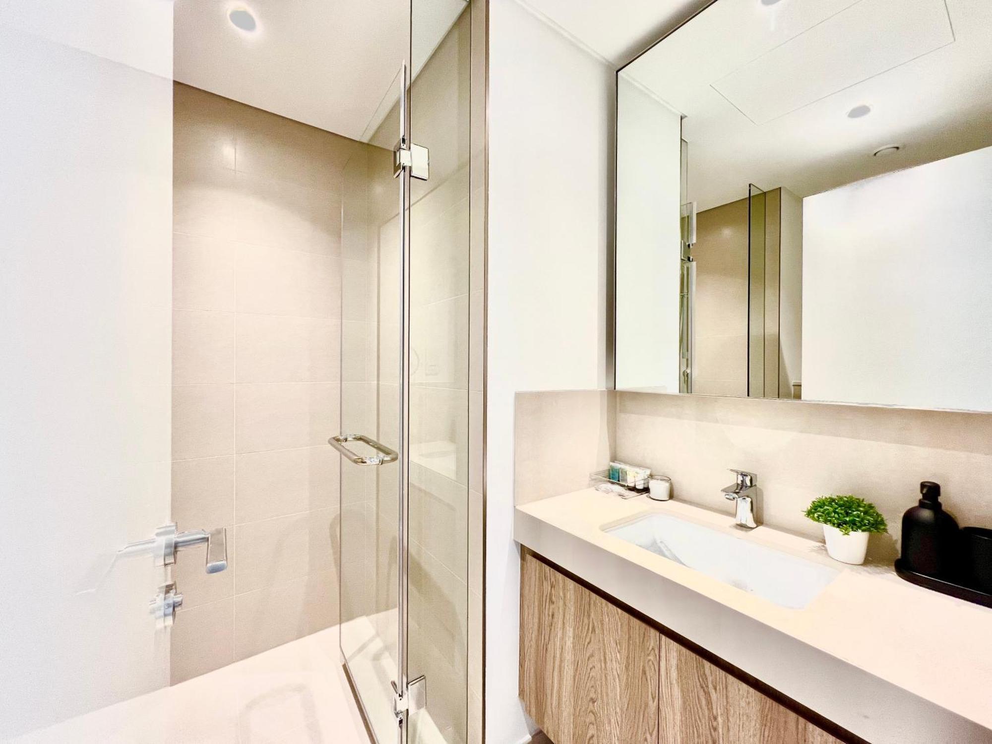 Downtown Views 2br - Mall, Fountain & Burj Khalifa Access * Dubai