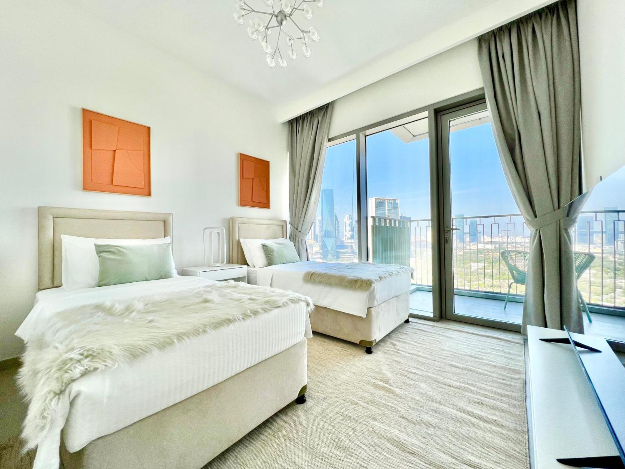 Downtown Views 2br - Mall, Fountain & Burj Khalifa Access Apartment Dubai